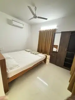 Photo 2 of this room